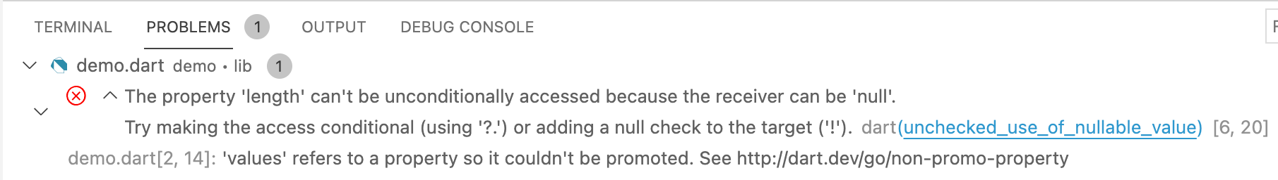 Una captura de pantalla mostrando una entrada expandida en el panel de Problems mostrando mensajes de contexto y corrección.